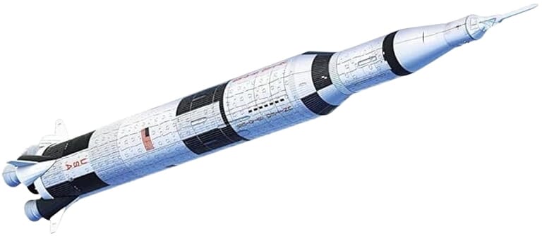 Model Rakiety Saturn V z Rozdzielnymi Stopniami