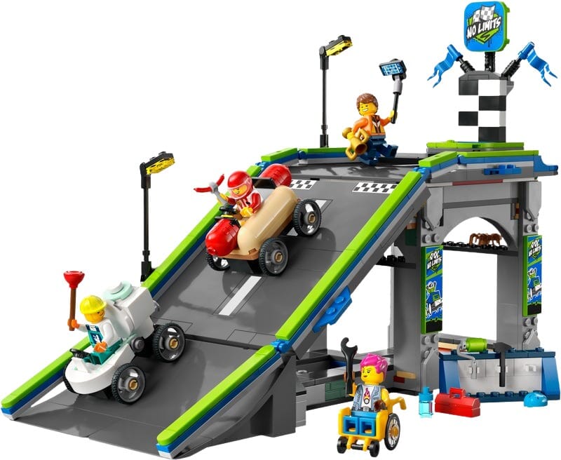 LEGO City Racerbana med Ramputskjutning
