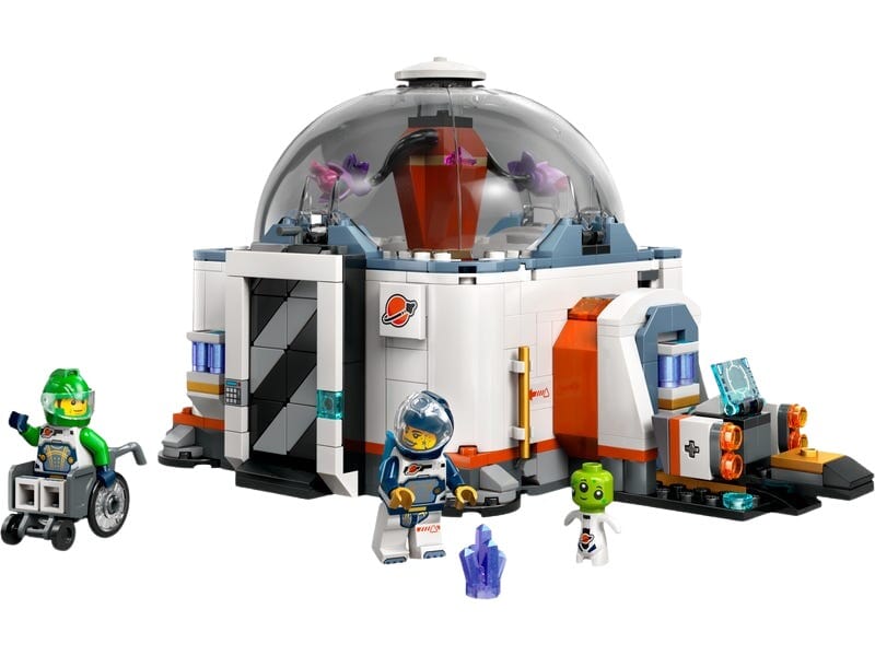 Laboratoire spatial LEGO avec extraterrestre