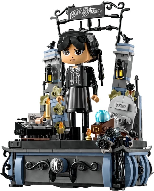 Figurka Wednesday Addams z klocków LEGO